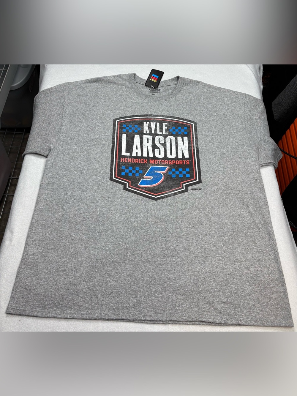 NWT Kyle Larson #5 Hendrick Motorsports Nascar T-Shirt 2XL Gray Tee